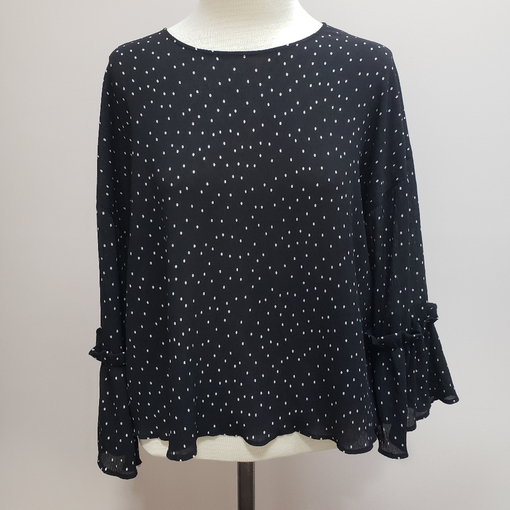 Topshop Black And White Polka Dot Ruffle Bell Sleeve Blouse, Size 0